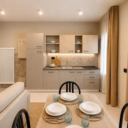 Danio Aparthotel 3*